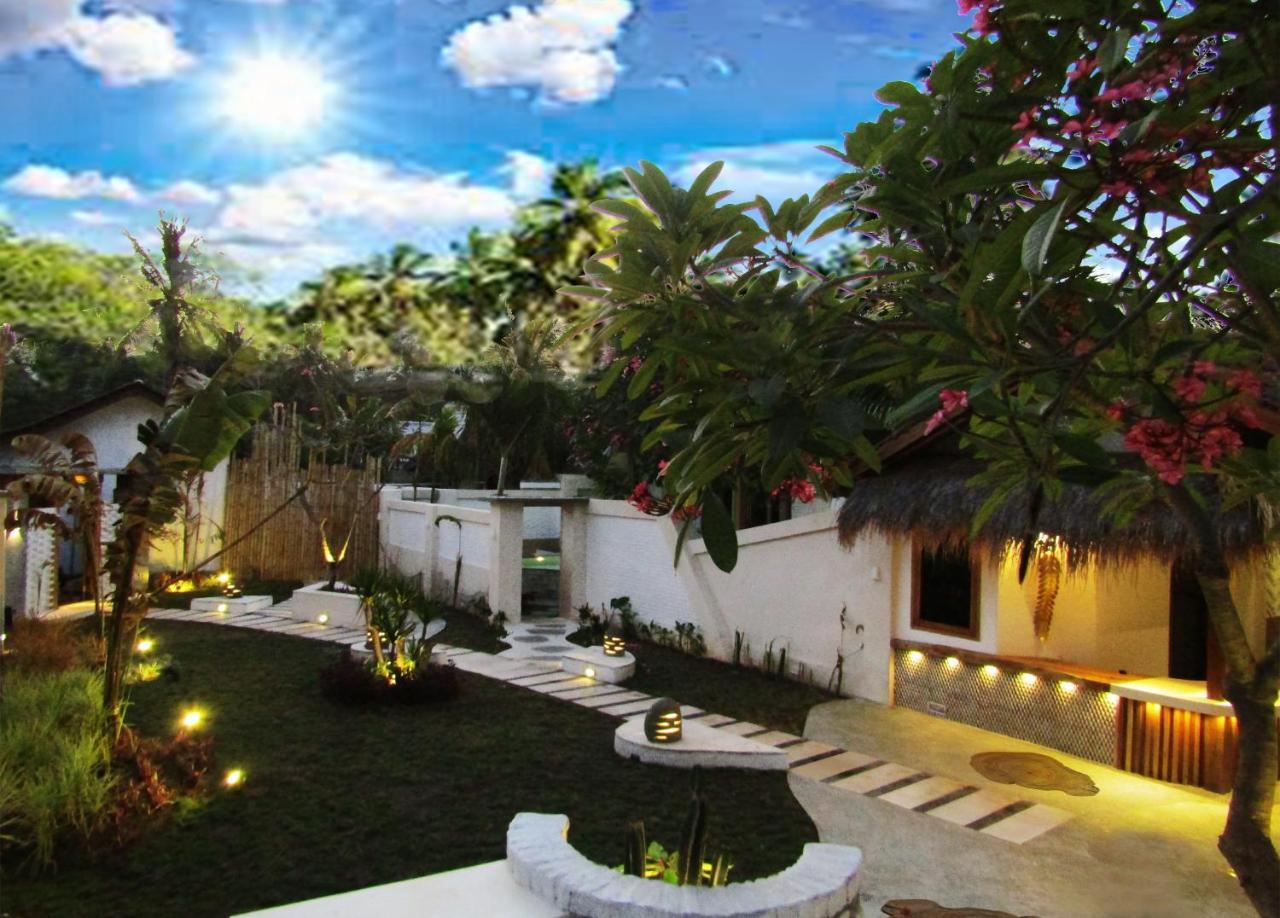 The White Key Luxury Villas Gili Trawangan Dış mekan fotoğraf